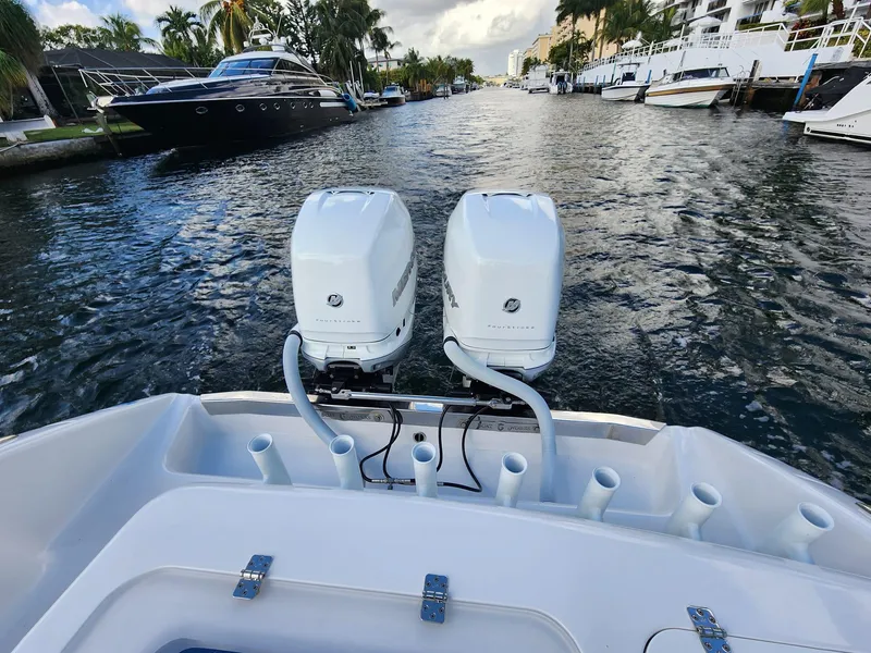 Slide: The Image of CG Boat Works 35 M-Series 2023 - 75