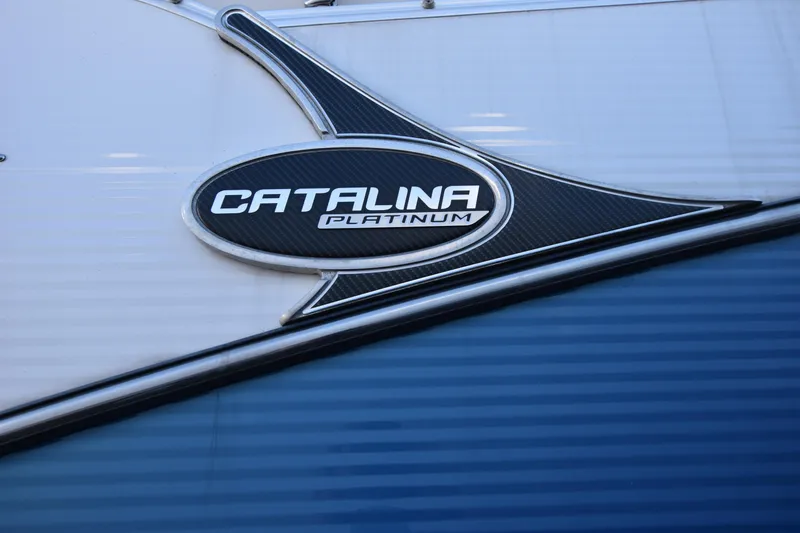 Slide: The Image of 2020 Avalon 2585 ENT SaltWater Series Catalina Platinum logo - 25