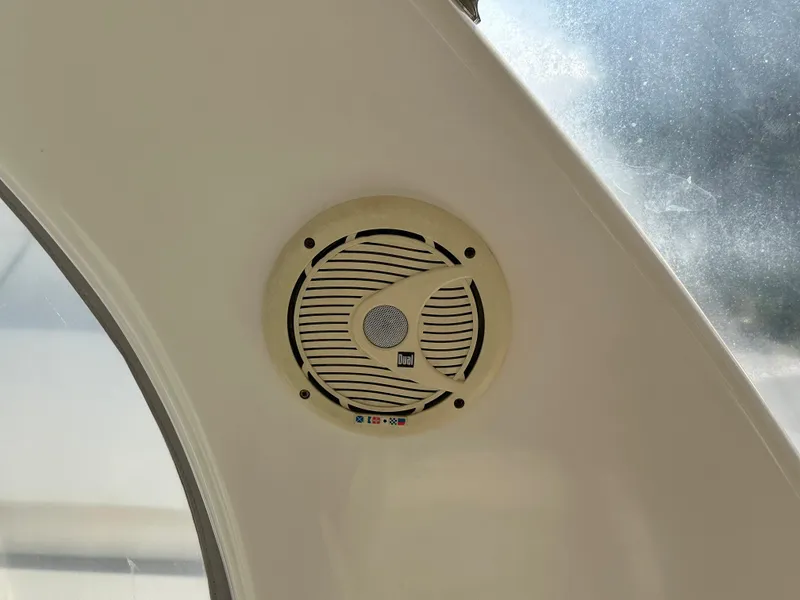 Slide: The Image of Speaker on a 2006 Sea Ray 340 Sundancer boat. - 50