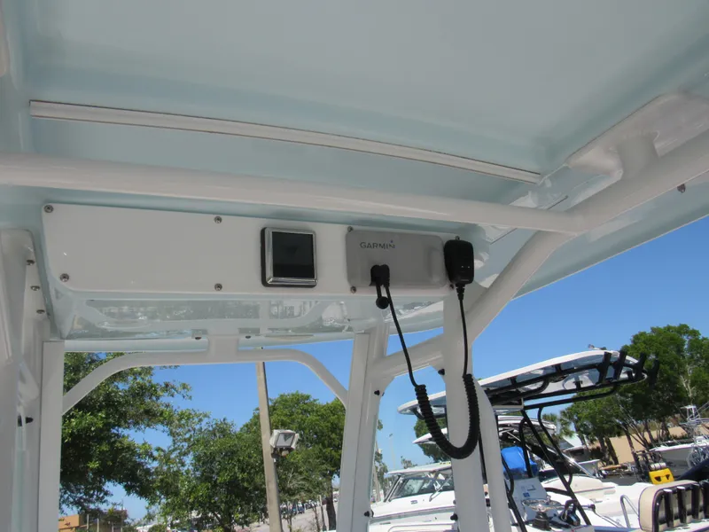 Slide: The Image of Everglades 243 CC 2019 boat with Garmin electronics and communication equipment. - 10