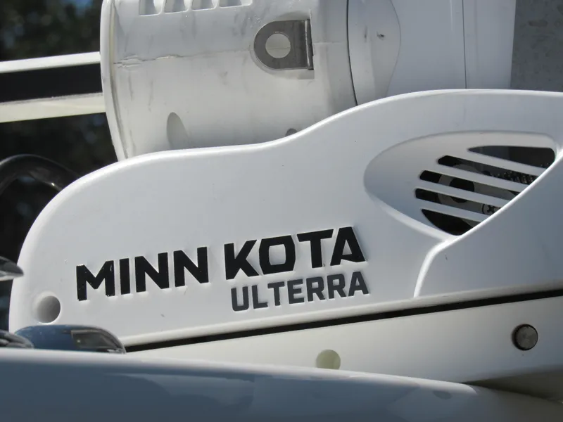 Slide: The Image of Close-up of Minn Kota Ulterra trolling motor on 2019 Everglades 243 CC boat. - 23
