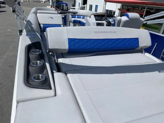 Slide: The Image of Bennington 23LSBST 2022 - 10