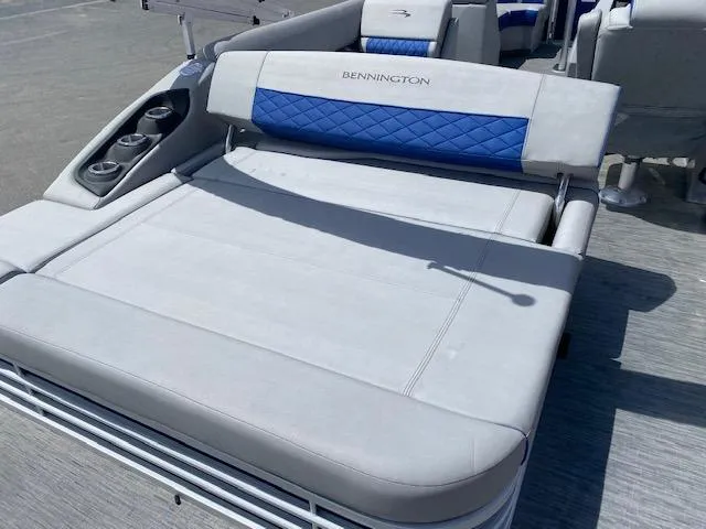 Slide: The Image of Bennington 23LSBST 2022 - 12