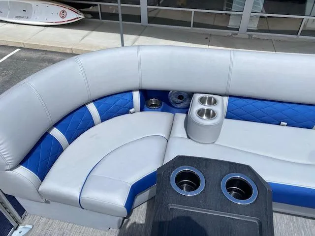 Slide: The Image of Bennington 23LSBST 2022 - 20