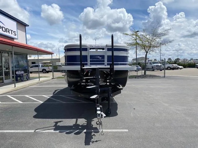 Slide: The Image of Bennington 23LSBST 2022 - 3