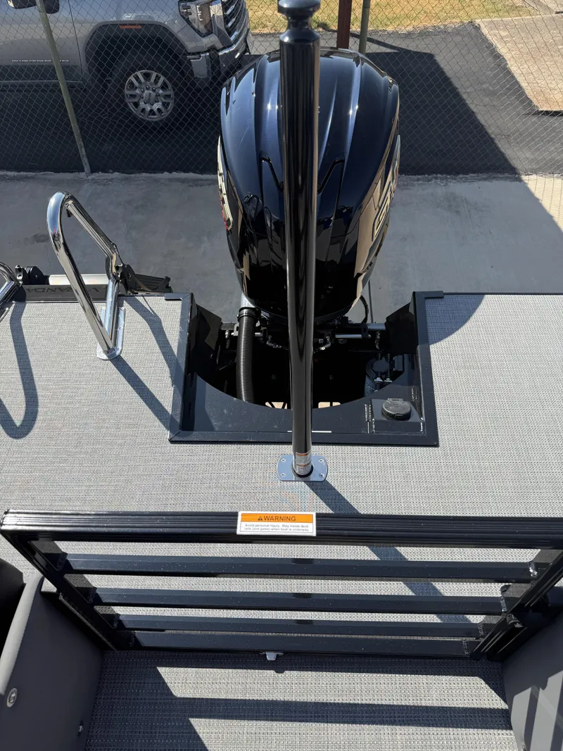 Slide: The Image of Veranda VX265DCVL PREMIUM 2027 - 25