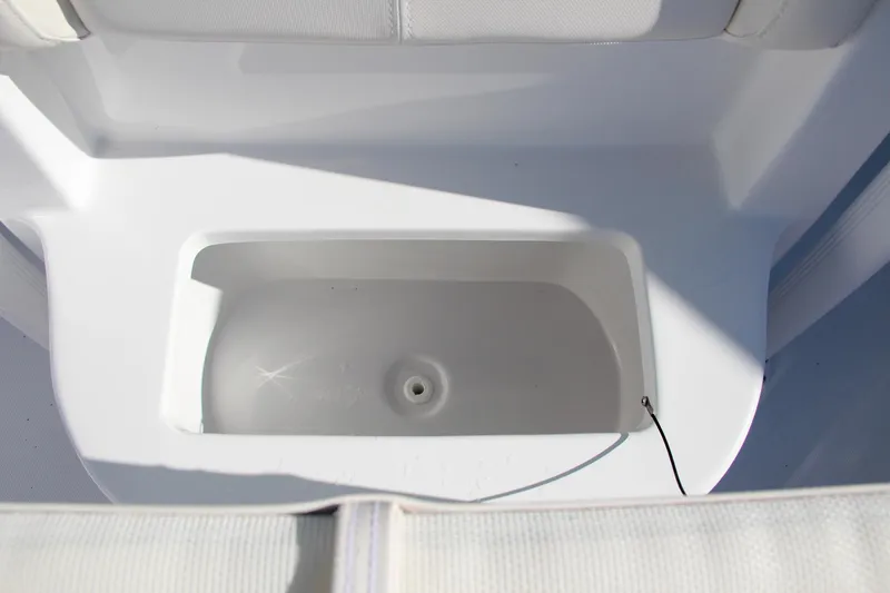 Slide: The Image of Sea Hunt Ultra 229 2024 - 61