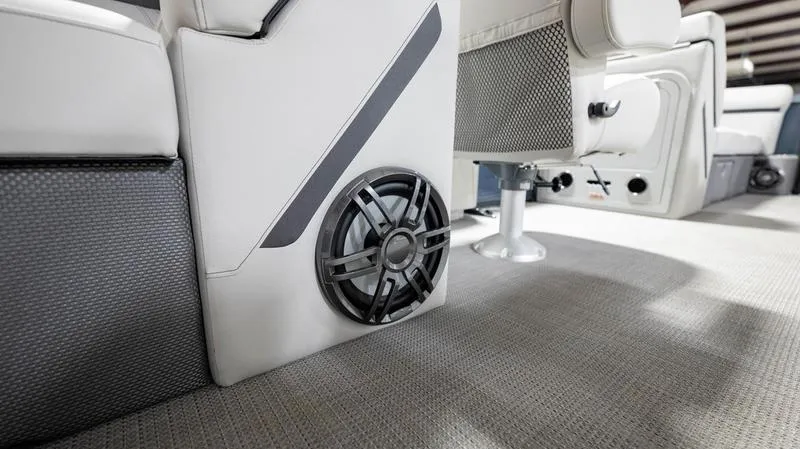 Slide: The Image of Crest Classic LX 220 SLC CPT 2024 - 13