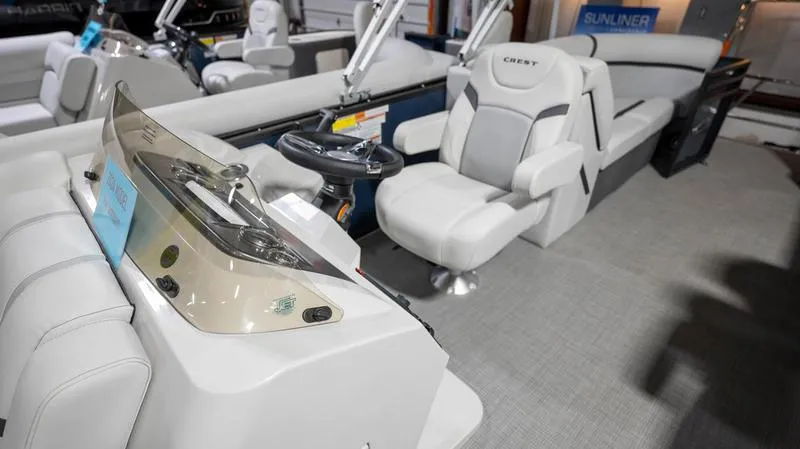 Slide: The Image of Crest Classic LX 220 SLC CPT 2024 - 7