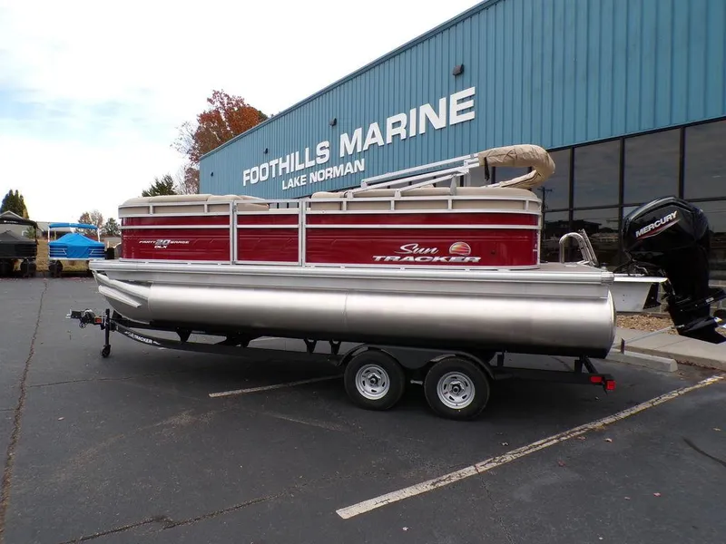 The Image of 2024 Sun Tracker PARTY BARGE® 20 DLX pontoon boat at Foothills Marine. - 1