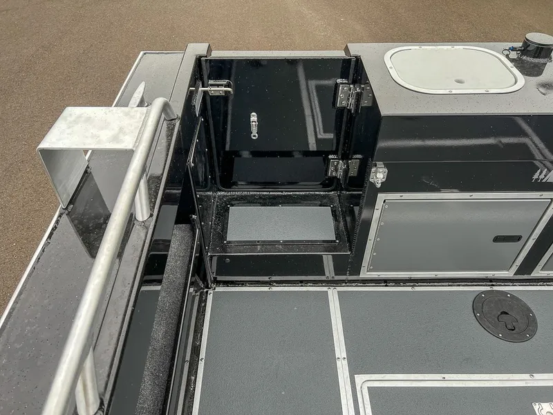 Slide: The Image of North River 25 Seahawk Fastback 2026 - 21