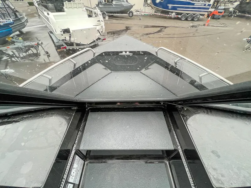 Slide: The Image of North River 25 Seahawk Fastback 2026 - 8