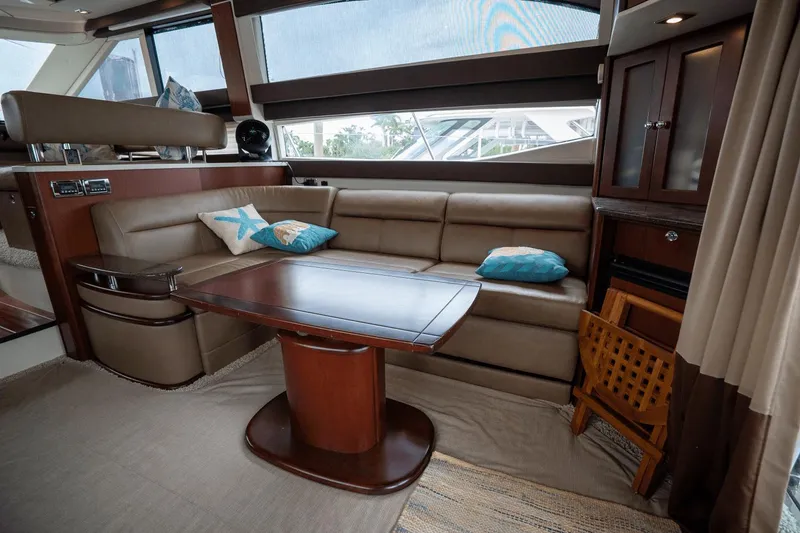 Slide: The Image of Meridian 441 Sedan 2013 - 43
