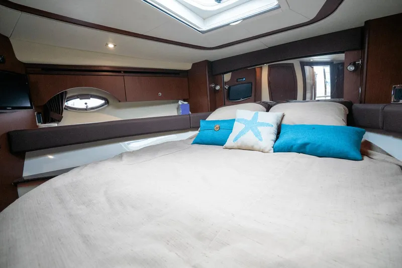 Slide: The Image of Meridian 441 Sedan 2013 - 61