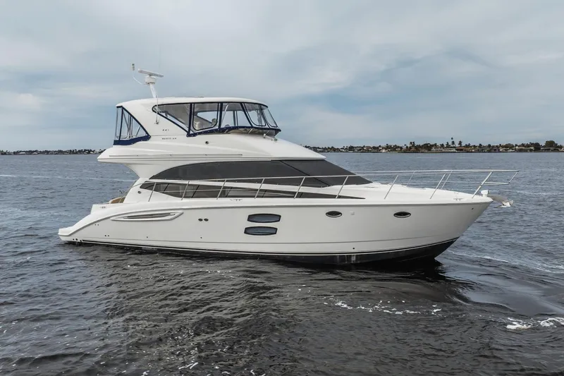Slide: The Image of Meridian 441 Sedan 2013 - 9