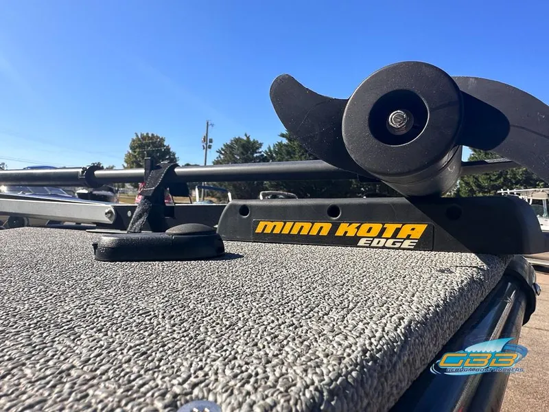 Slide: The Image of 2015 Polar Kraft Outlander 186 SC with Minn Kota Edge trolling motor. - 19