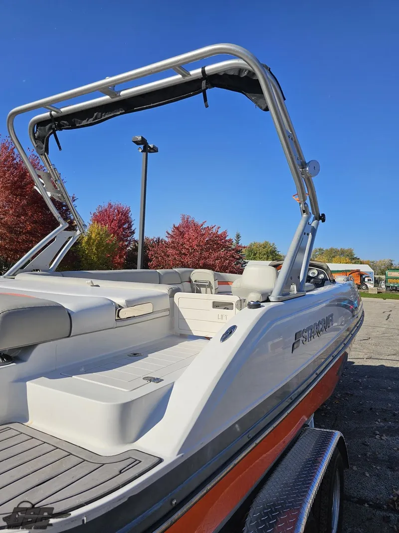 Slide: The Image of 2018 Starcraft Star Step 221 I/O boat with wakeboard tower. - 23