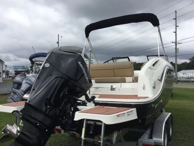 Slide: The Image of Bayliner DX 2200 2024 - 2