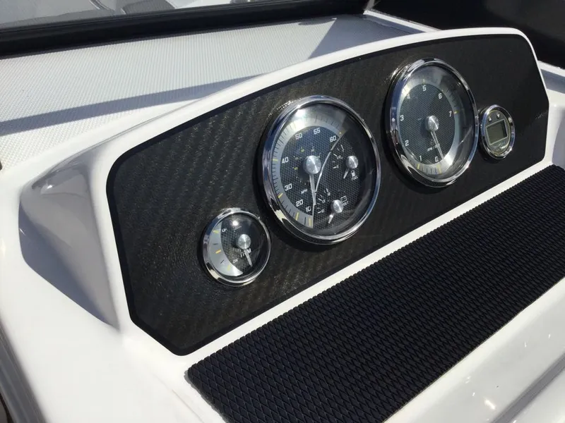 Slide: The Image of Bayliner 190EL 2024 - 4