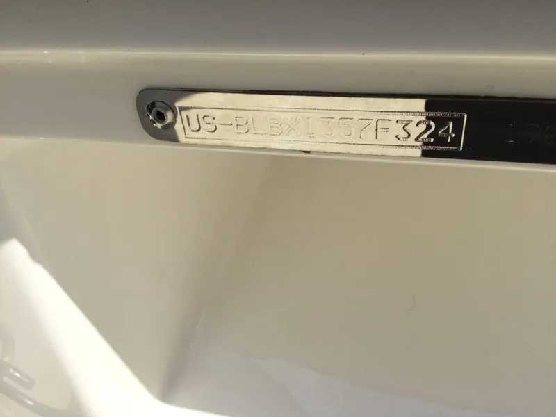 Slide: The Image of Bayliner 190EL 2024 - 6