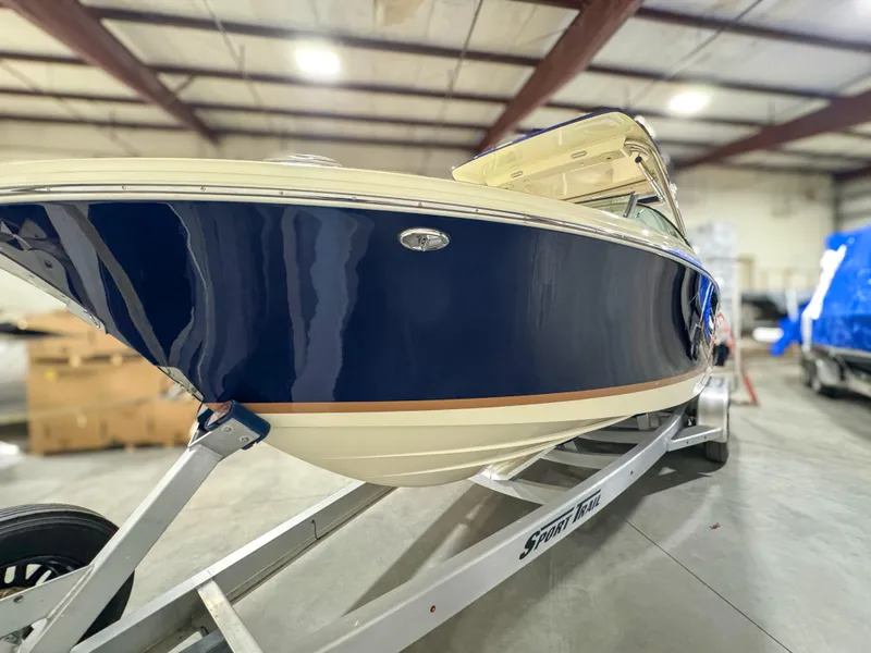 Slide: The Image of Chris-Craft Calypso 28 - 17
