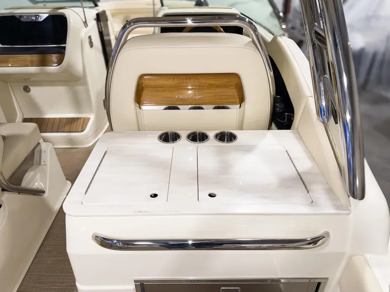 Slide: The Image of Chris-Craft Calypso 28 - 5