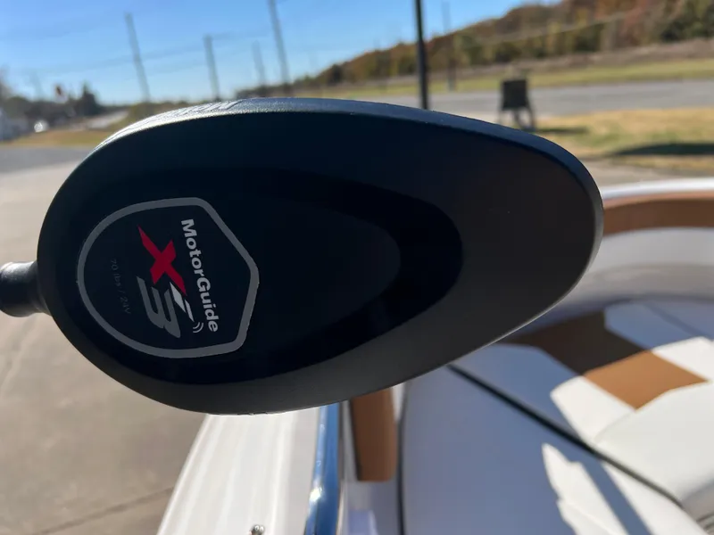Slide: The Image of Close-up of MotorGuide X3 on 2024 Chaparral 21 SSI SF boat. - 9