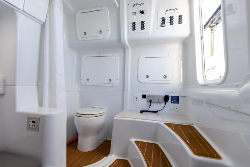 Slide: The Image of Yellowfin 42 Offshore 2023 - 53