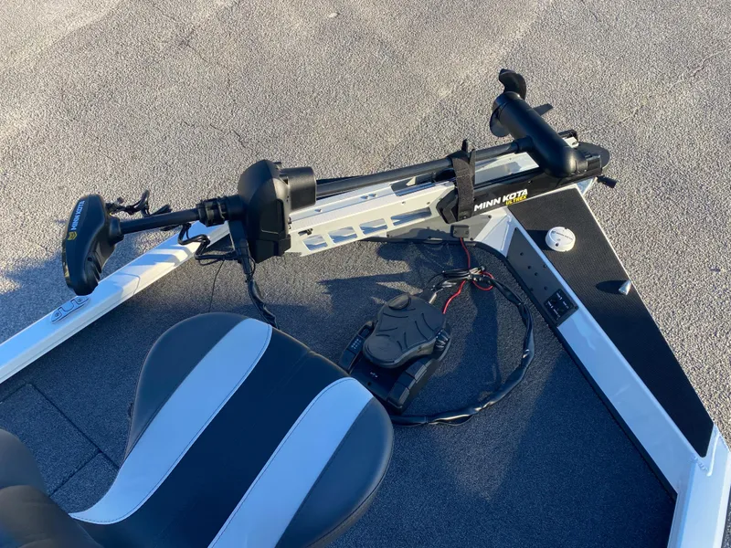 Slide: The Image of 2024 Vexus AVX181 - 11