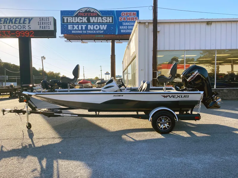 Slide: The Image of 2024 Vexus AVX181 - 3