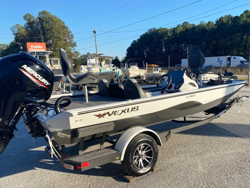 Slide: The Image of 2024 Vexus AVX181 - 5