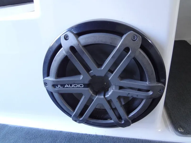 Slide: The Image of Control panel and ignition of a 2013 MasterCraft X55 boat. - 35