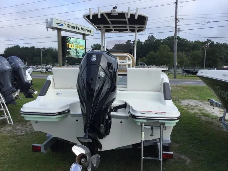 Slide: The Image of Bayliner CC22 TT GN/WT 200M 2024 - 13