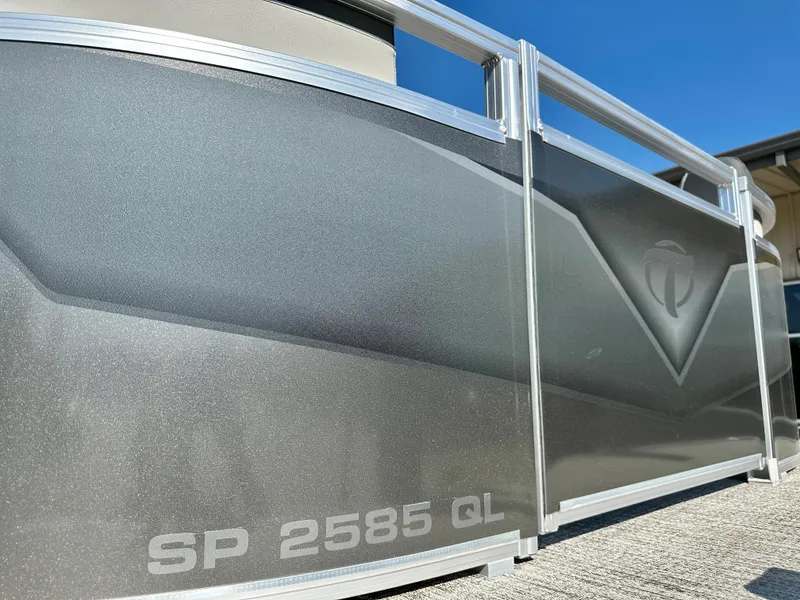 Slide: The Image of 2023 Tahoe Pontoon 25 FT LTZ Quad Lounger, side view with model number SP 2585 QL. - 11