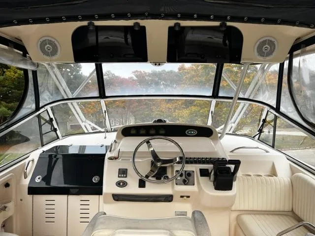 Slide: The Image of GRADY WHITE 330 Express - 15