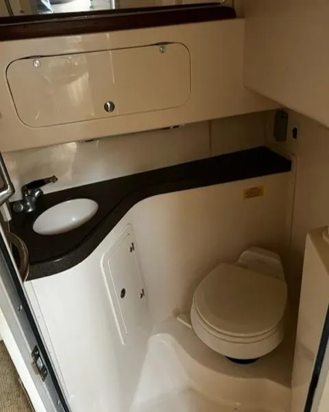 Slide: The Image of GRADY WHITE 330 Express - 23