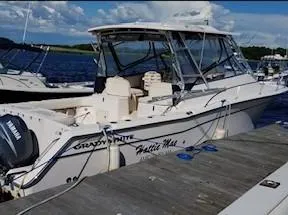 Slide: The Image of GRADY WHITE 330 Express - 3