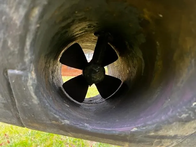 Slide: The Image of GRADY WHITE 330 Express - 32