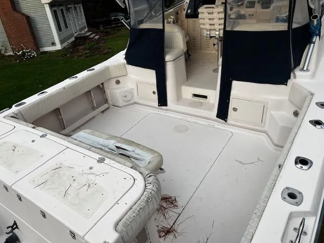 Slide: The Image of GRADY WHITE 330 Express - 7