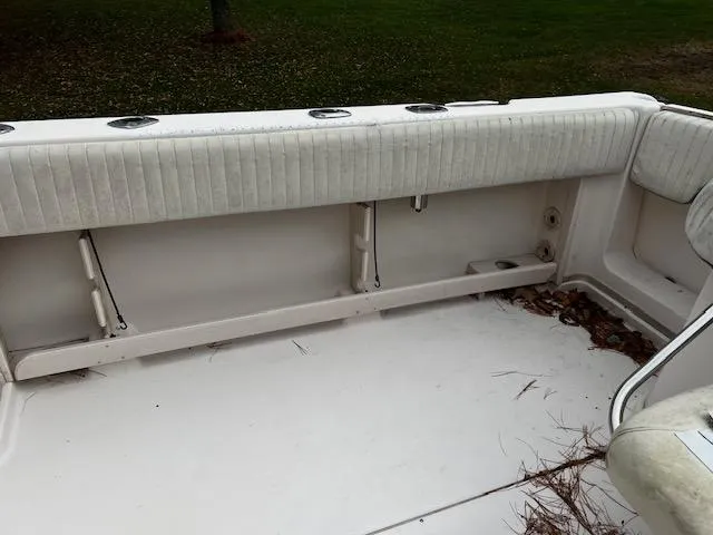 Slide: The Image of GRADY WHITE 330 Express - 8