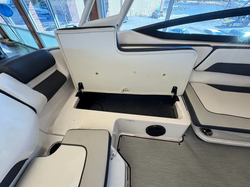 Slide: The Image of Yamaha 195 AR 2024 - 12
