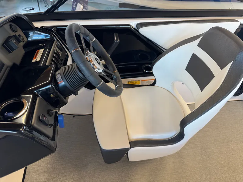 Slide: The Image of Yamaha 195 AR 2024 - 14