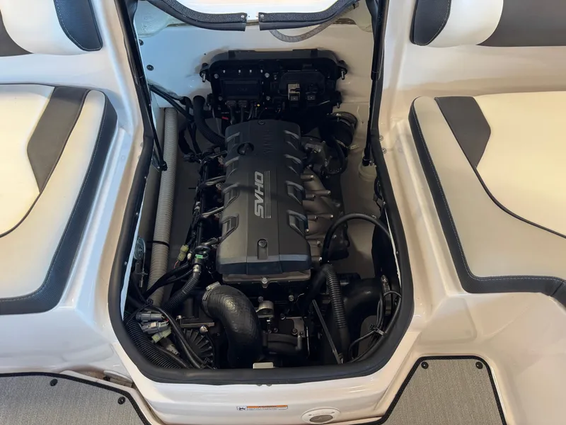 Slide: The Image of Yamaha 195 AR 2024 - 15