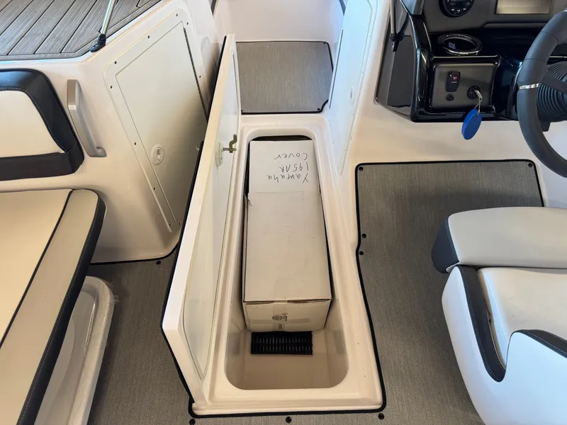 Slide: The Image of Yamaha 195 AR 2024 - 16
