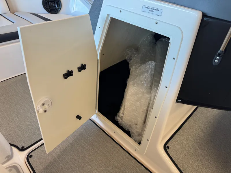 Slide: The Image of Yamaha 195 AR 2024 - 18