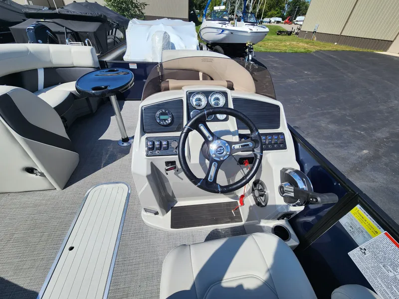 Slide: The Image of Image 9 - 9