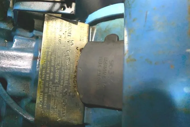 Slide: The Image of 1984 Uniflite Double Cabin engine identification plate - 38