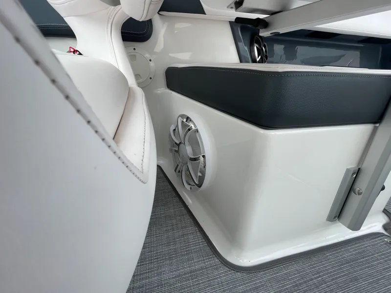 Slide: The Image of Chaparral 297 SSX SURF 2019 - 45