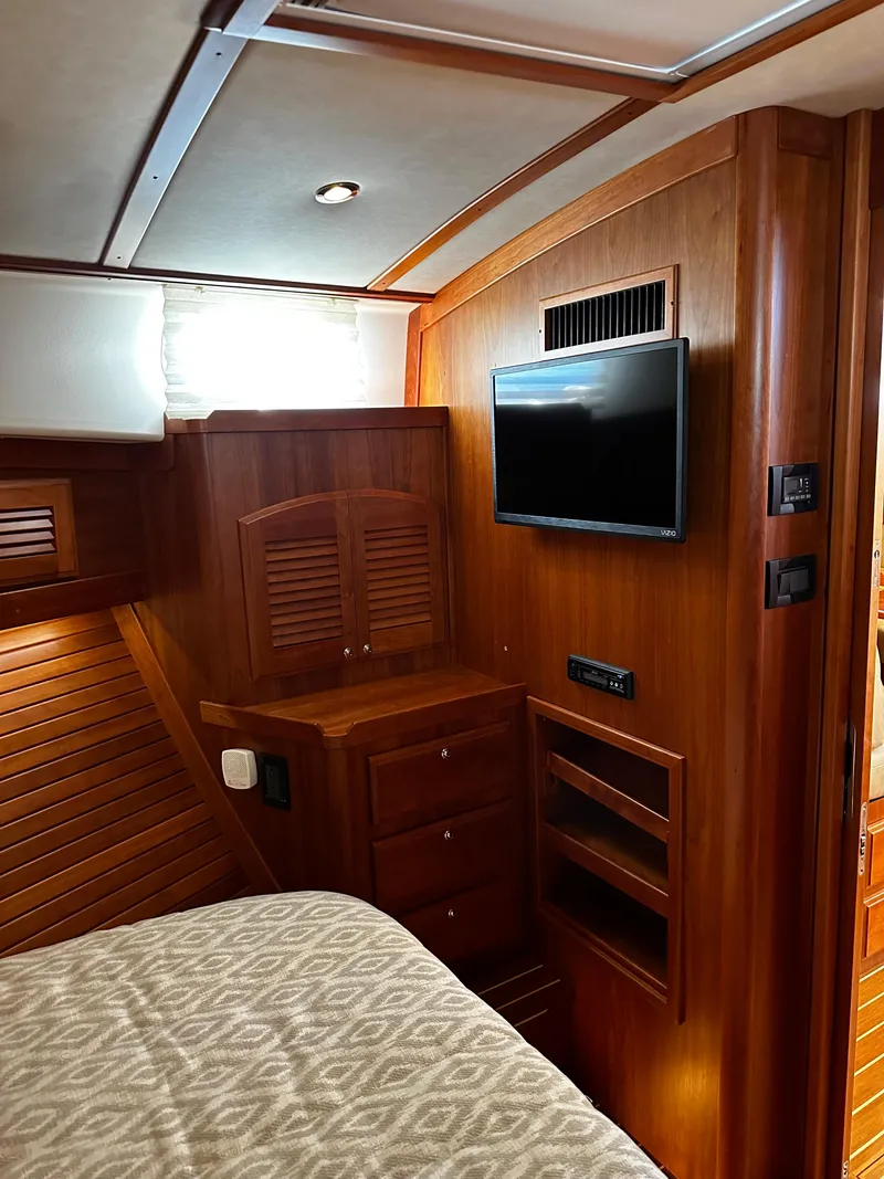 Slide: The Image of Master Stateroom, starboard - 29