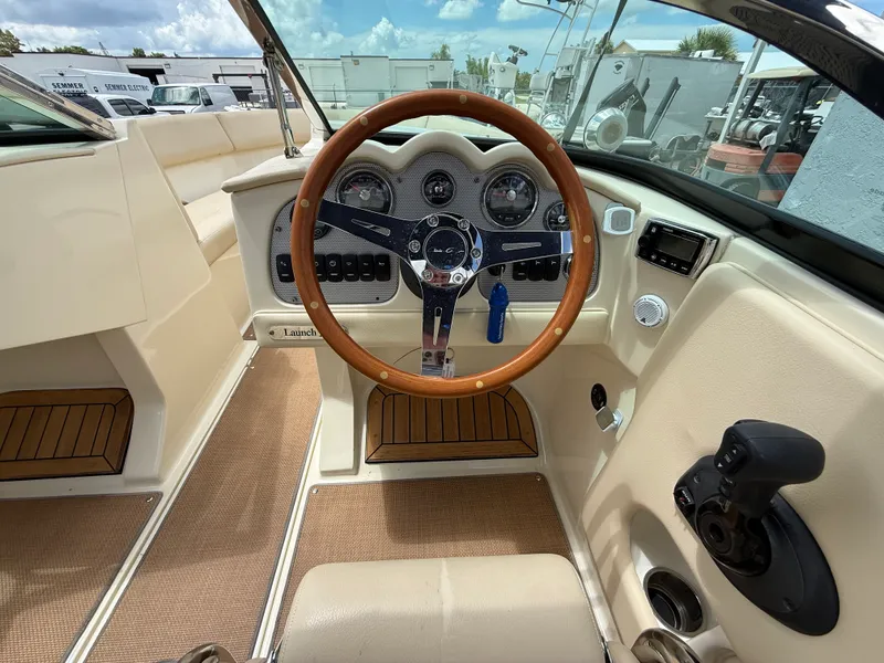 Slide: The Image of Chris-Craft LAUNCH 22 HERITAGE EDITION 2017 - 20